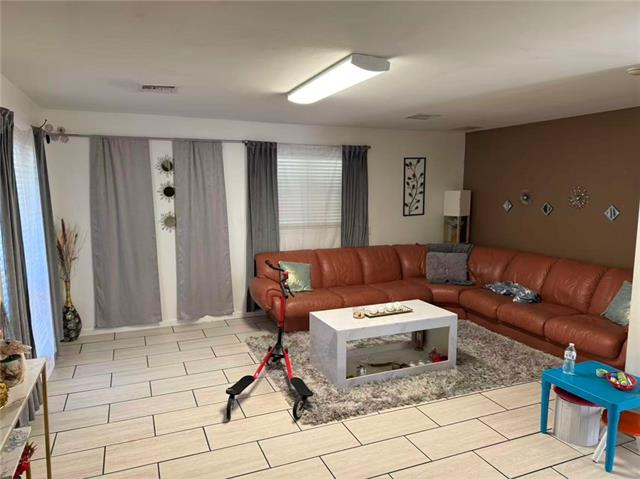 1604 Riviere Avenue Metairie, LA 70003 - Photo 2 of 20