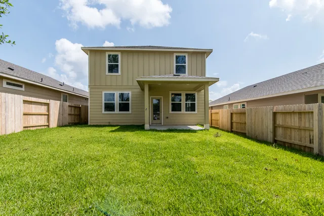 $2,195 | 18537 Meadow Point Lane, Montgomery, TX 77316