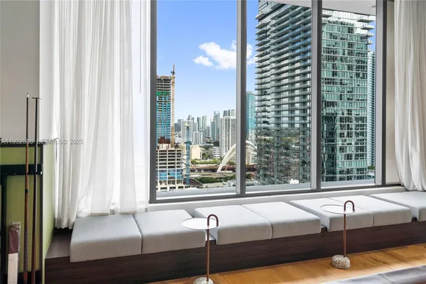 $585,000 | 11 Northeast 6th Street, Unit 2005, Miami, FL 33132