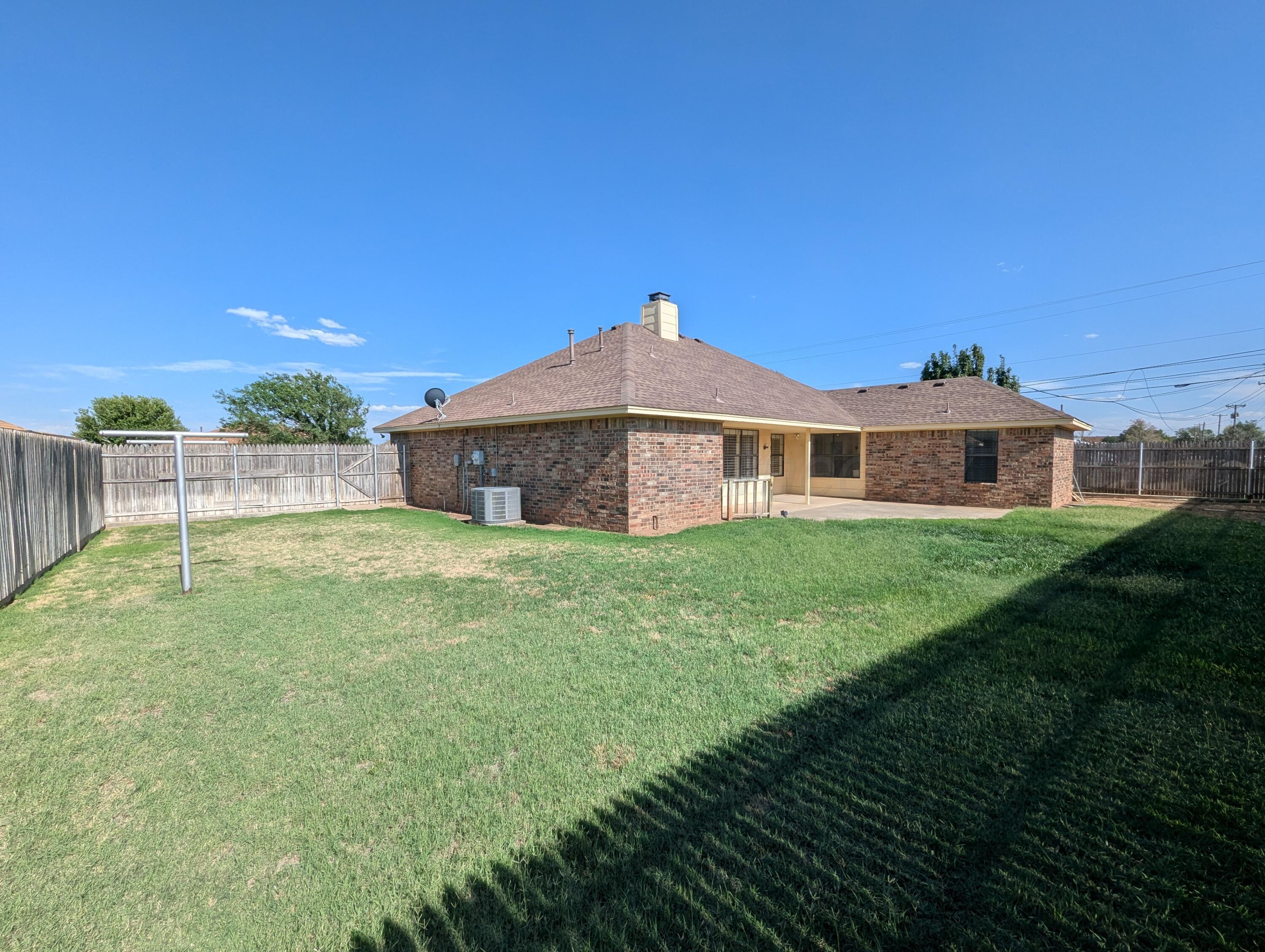 1101 Springfield Avenue Friona, TX 79035 - Photo 2 of 18 PXL_20260628_224724700