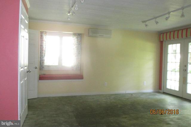1860 Cedar Road Pasadena, MD 21122 - Photo 11 of 23 Bedroom