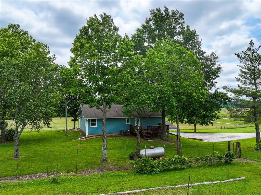 5855 Southeast 981 Pvt Road Collins, MO 64738 - Photo 4 of 79