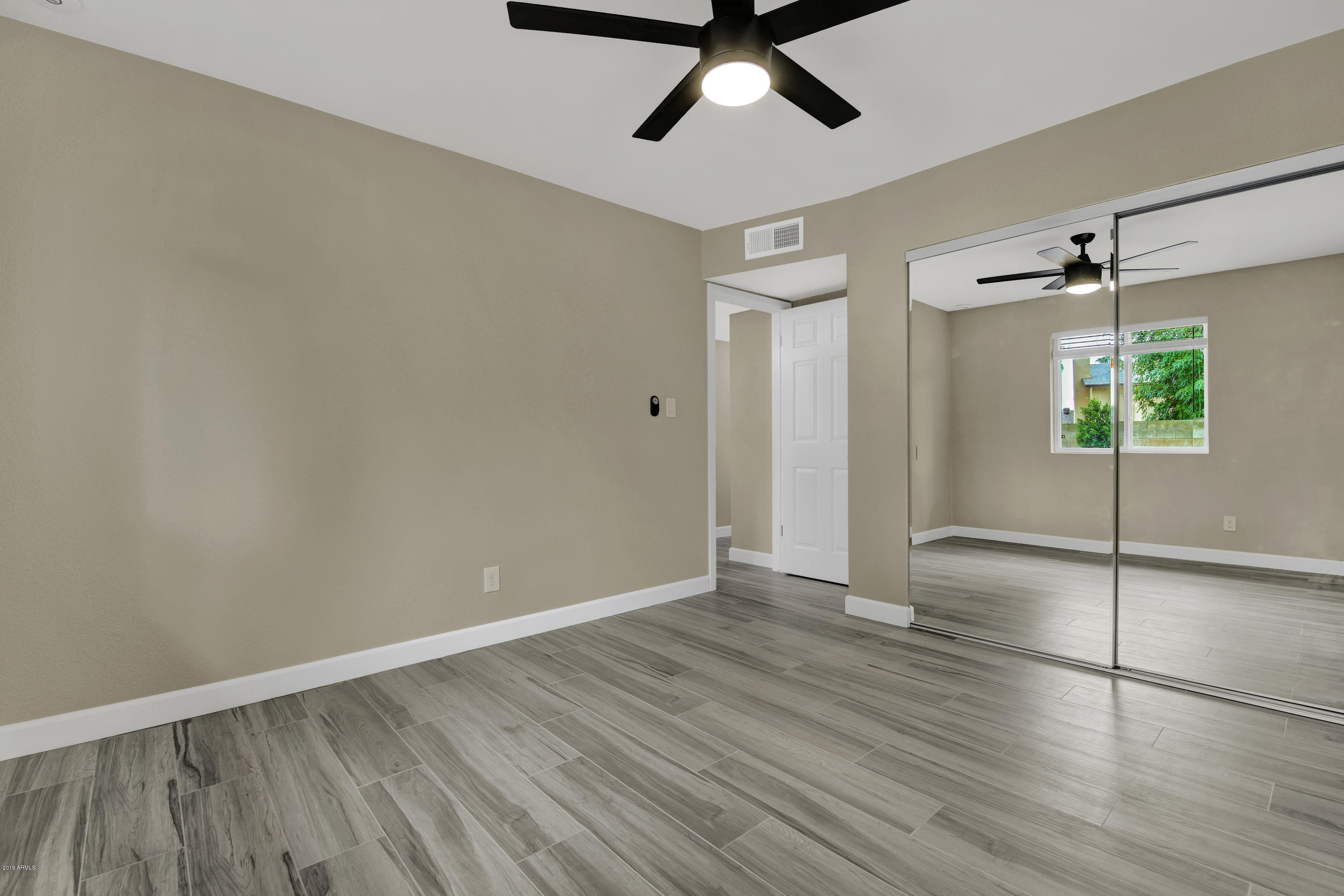 4431 East Grandview Road Phoenix, AZ 85032 - Photo 11 of 33 13