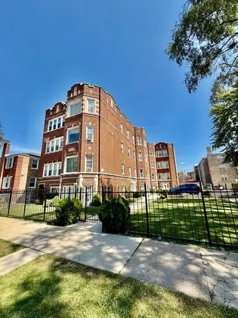 $1,150 | 9213 South Laflin Street, Unit 1A, Chicago, IL 60620