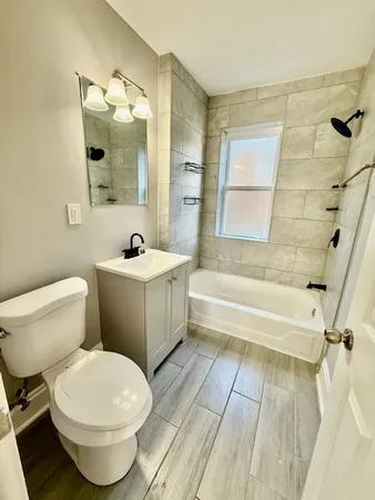 $1,150 | 9213 South Laflin Street, Unit 1A, Chicago, IL 60620