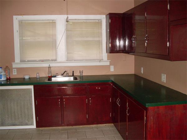 41-43 Daviston Street Springfield, MA 01108 - Photo 6 of 10