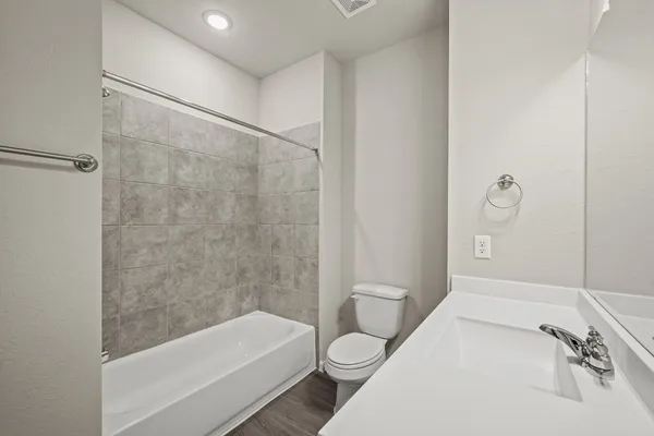 $1,950 | 15022 Almeece Street, Houston, TX 77053