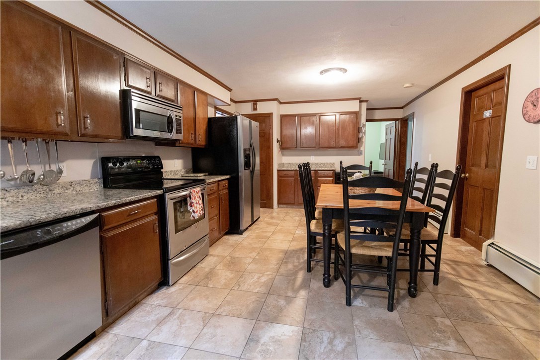 5 Daisy Avenue Westerly, RI 02891 - Photo 30 of 40 Gallery Image 30