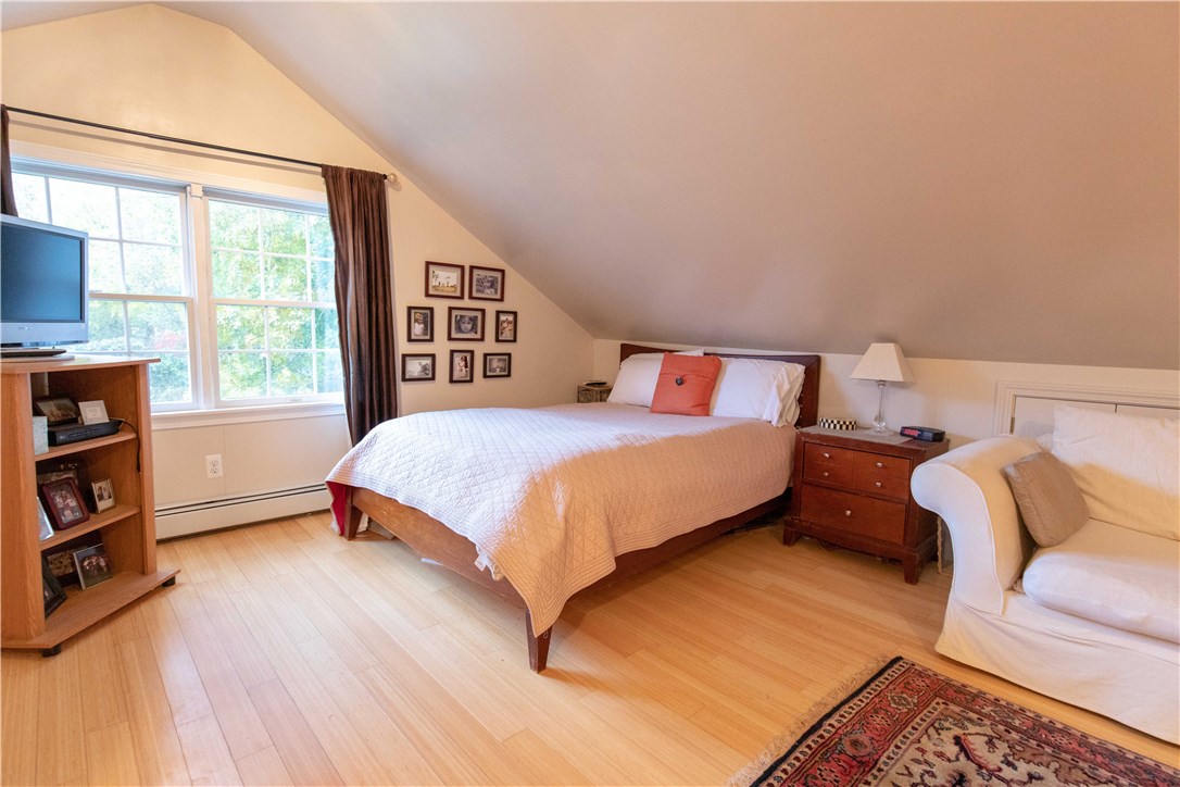 5 Daisy Avenue Westerly, RI 02891 - Photo 33 of 40 Gallery Image 33