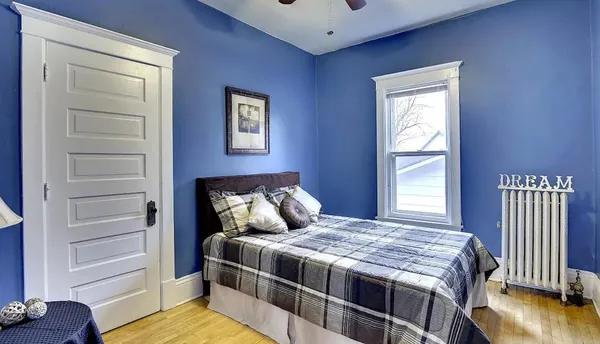 $1,995 | 2210 Polk Street Northeast, Minneapolis, MN 55418