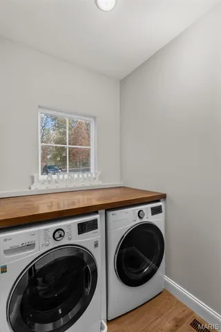 $875,000 | 371 Calvert Avenue, Webster Groves, MO 63119