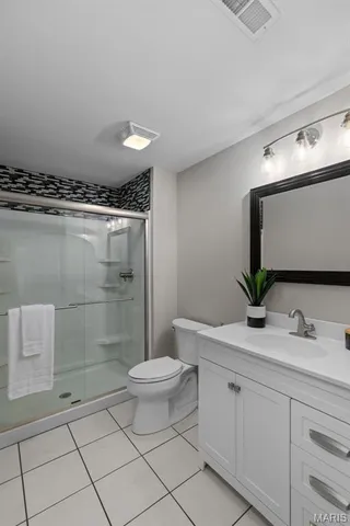 $875,000 | 371 Calvert Avenue, Webster Groves, MO 63119