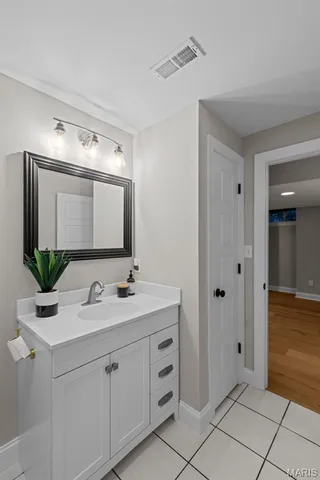 $875,000 | 371 Calvert Avenue, Webster Groves, MO 63119