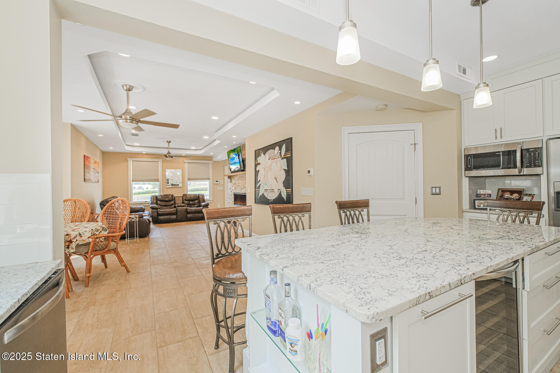 5434 Amboy Road Staten Island, NY 10312 - Photo 20 of 51 a view of a kitchen and dining room