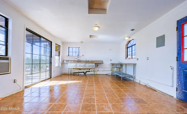 $699,000 | 1151 East Border Road, Bisbee, AZ 85603