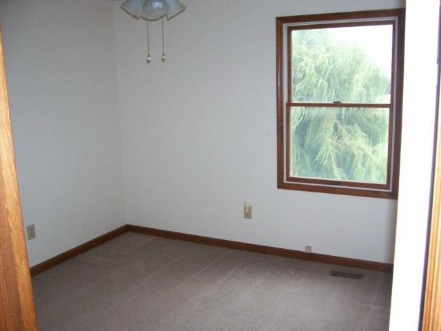 27178 Shoemaker Road Circleville, OH 43113 - Photo 8 of 18 Gallery Image 8