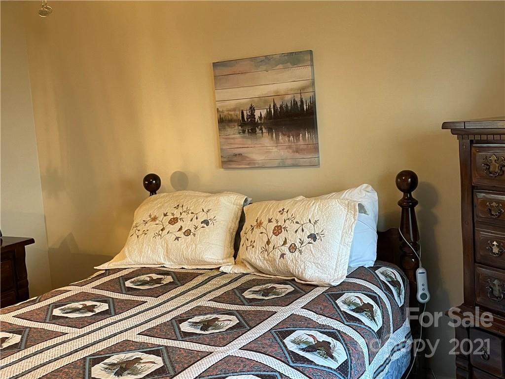 4121 Section House Road, Unit 40/E Hickory, NC 28601 - Photo 11 of 35 Gallery Image 11