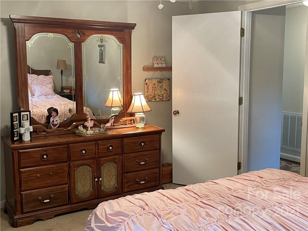 4121 Section House Road, Unit 40/E Hickory, NC 28601 - Photo 14 of 35 Gallery Image 14