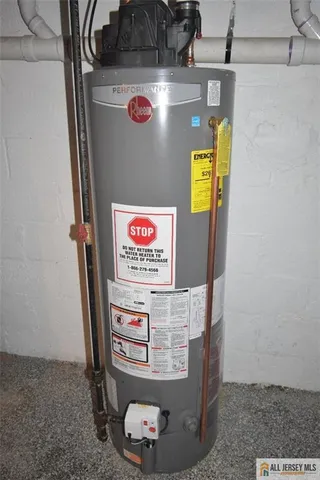 a view of an outdoor space