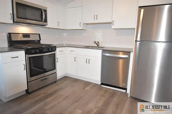$2,600 | 1 Lee Avenue, Unit A, Sayreville, NJ 08879
