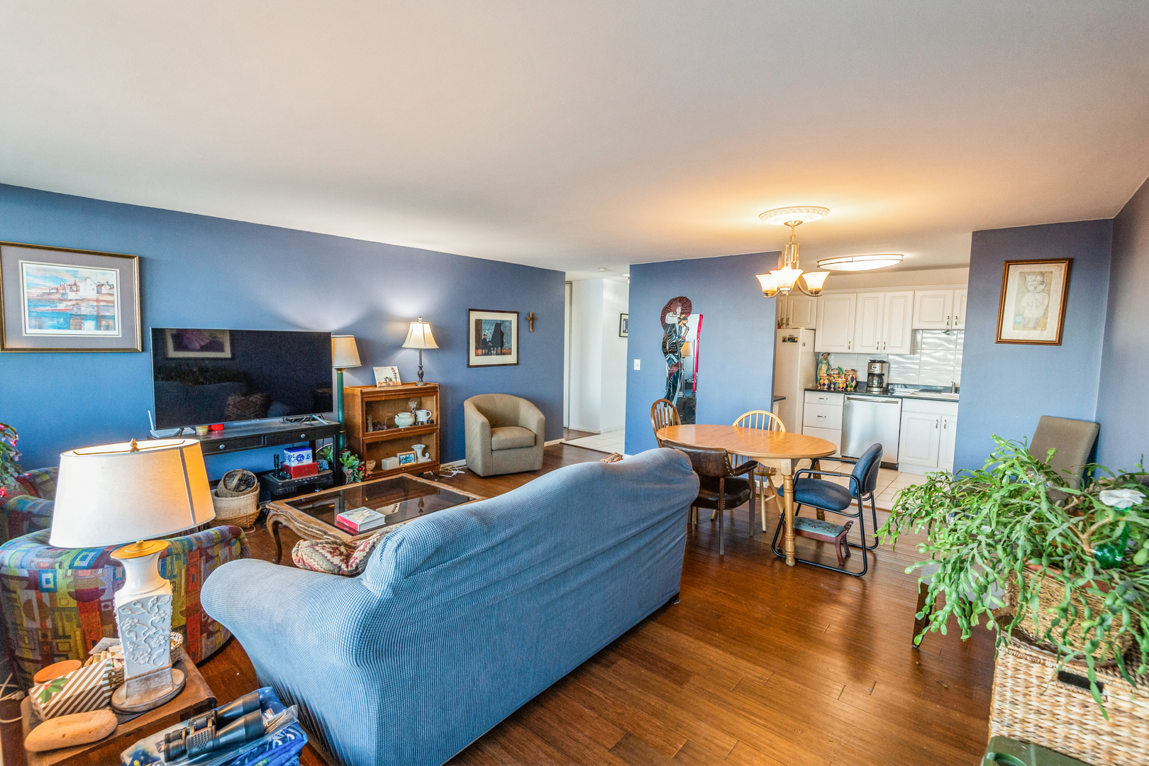 400 East Randolph Street, Unit 1515 Chicago, IL 60601 - Photo 8 of 51