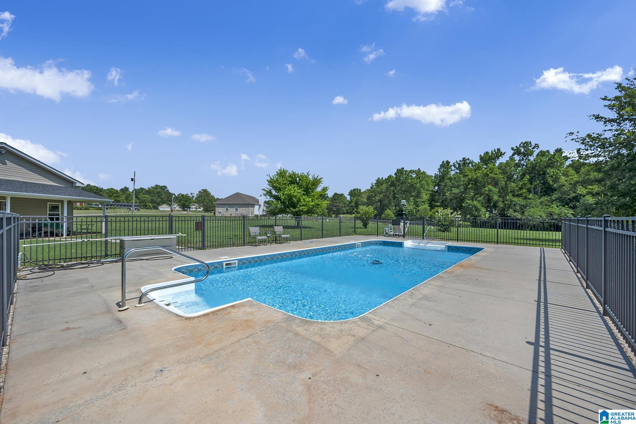 386 Payton Lane Locust Fork, AL 35097 - Photo 10 of 43