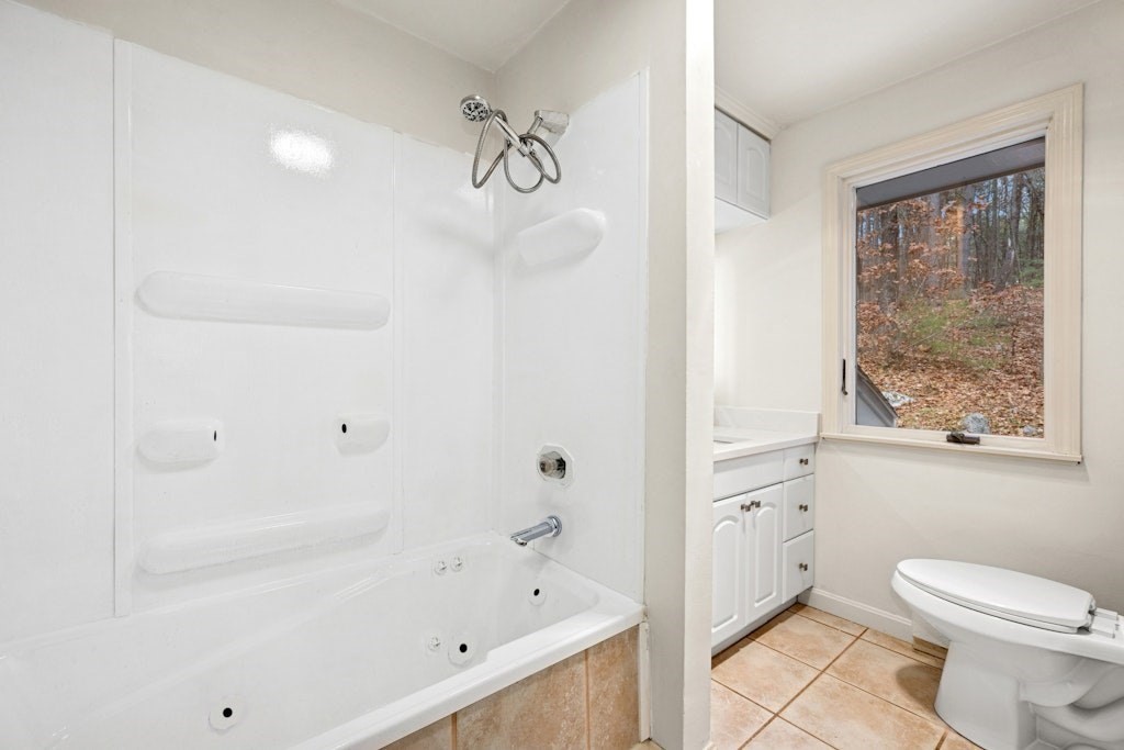 245 Brewer Street Northborough, MA 01532 - Photo 19 of 38 a bathroom with a bathtub toilet and sink