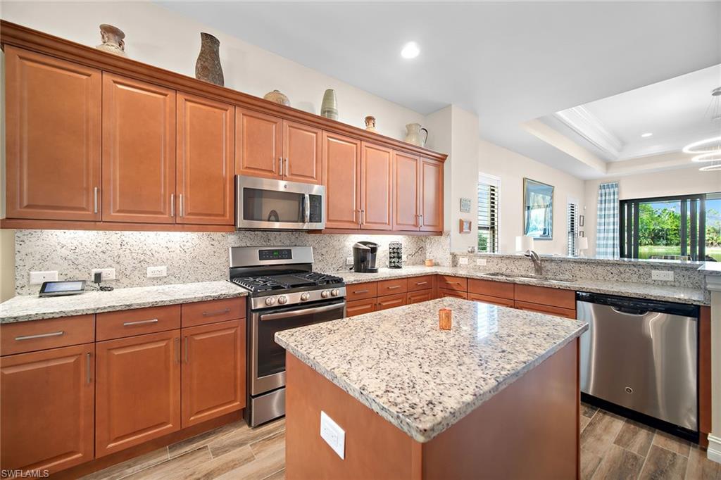 6572 Roma Way Naples, FL 34113 - Photo 17 of 35 Gallery Image 17