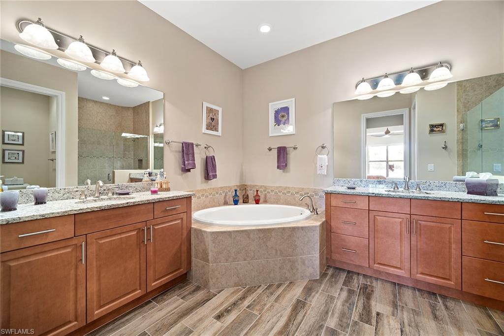 6572 Roma Way Naples, FL 34113 - Photo 27 of 35 Gallery Image 27