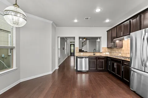 $3,100 | 9621 Solana Vista Loop, Unit B, Austin, TX 78750