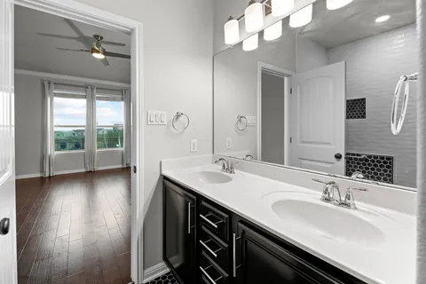 $3,100 | 9621 Solana Vista Loop, Unit B, Austin, TX 78750