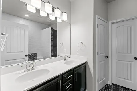 $3,100 | 9621 Solana Vista Loop, Unit B, Austin, TX 78750