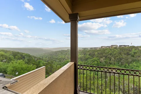 $3,100 | 9621 Solana Vista Loop, Unit B, Austin, TX 78750