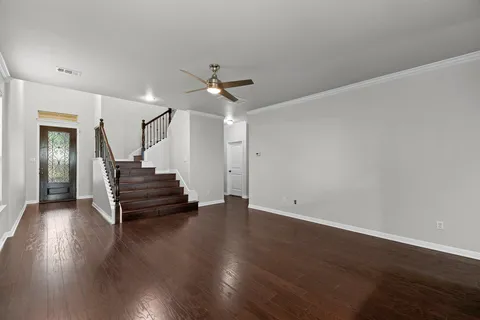 $3,100 | 9621 Solana Vista Loop, Unit B, Austin, TX 78750
