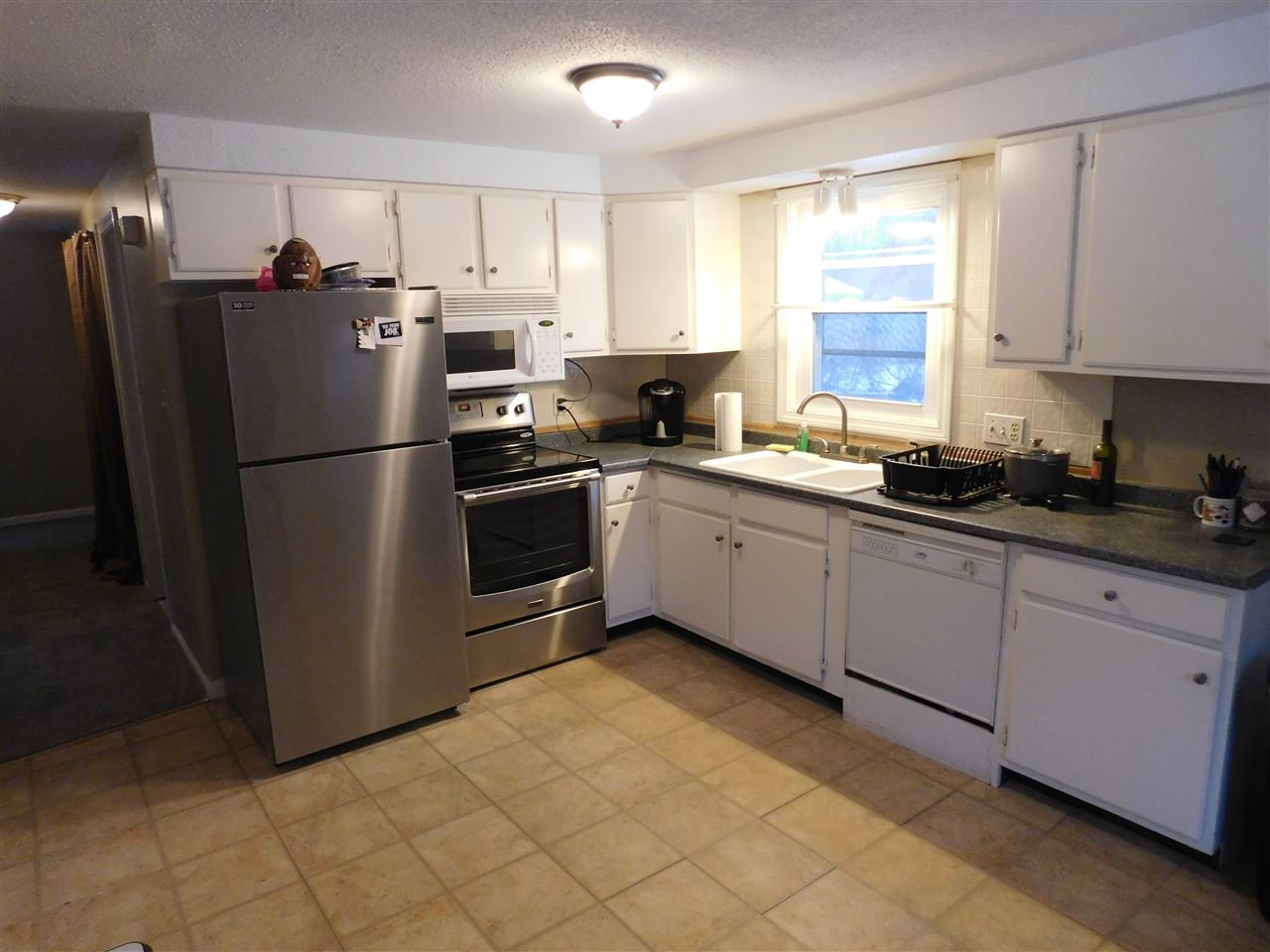 2 Burlington Road Nashua, NH 03062 - Photo 5 of 14