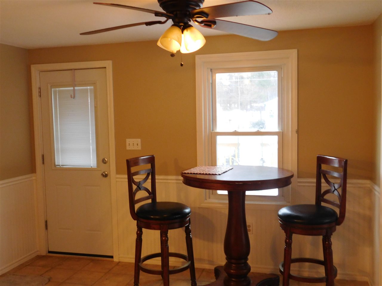 2 Burlington Road Nashua, NH 03062 - Photo 6 of 14