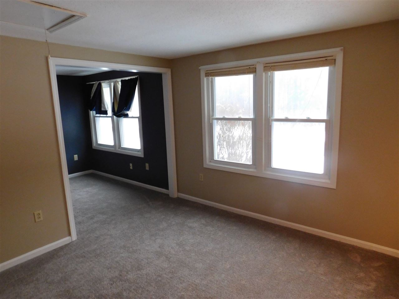 2 Burlington Road Nashua, NH 03062 - Photo 8 of 14
