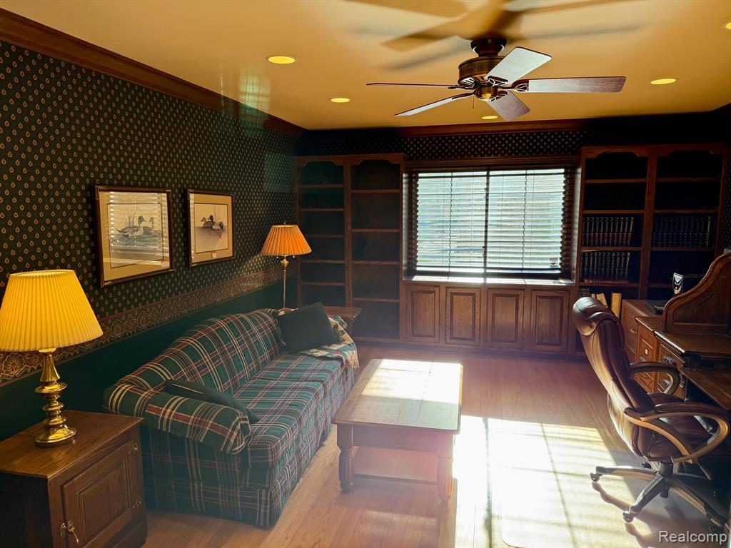 1382 Springwood Lane Rochester Hills, MI 48309 - Photo 17 of 51