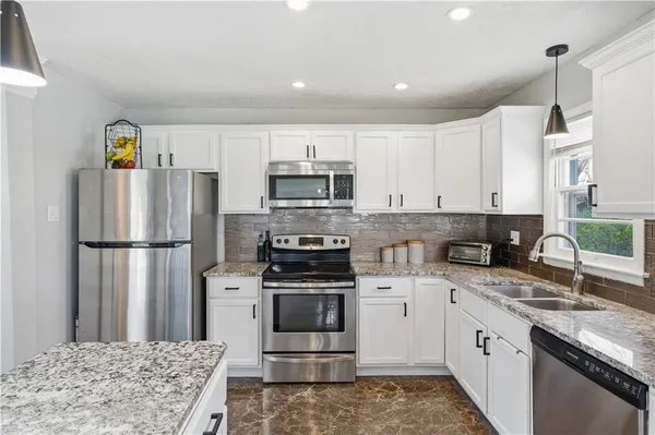$199,000 | 7720 East 70th Terrace, Kansas City, MO 64133