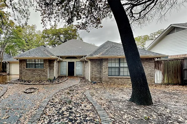 $2,190 | 3403 Boyd Trail, Arlington, TX 76017