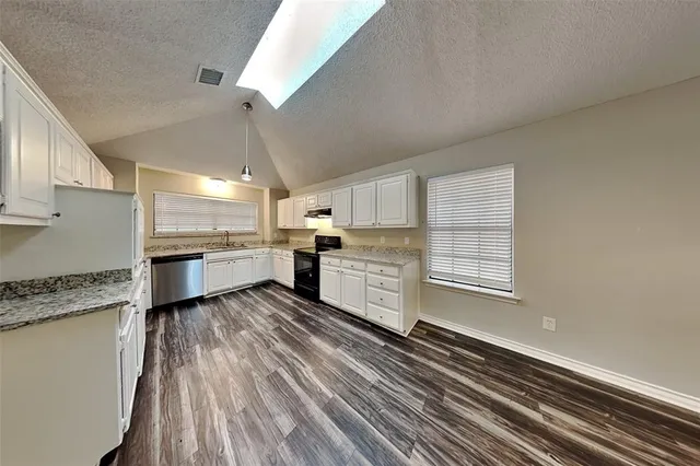 $2,190 | 3403 Boyd Trail, Arlington, TX 76017