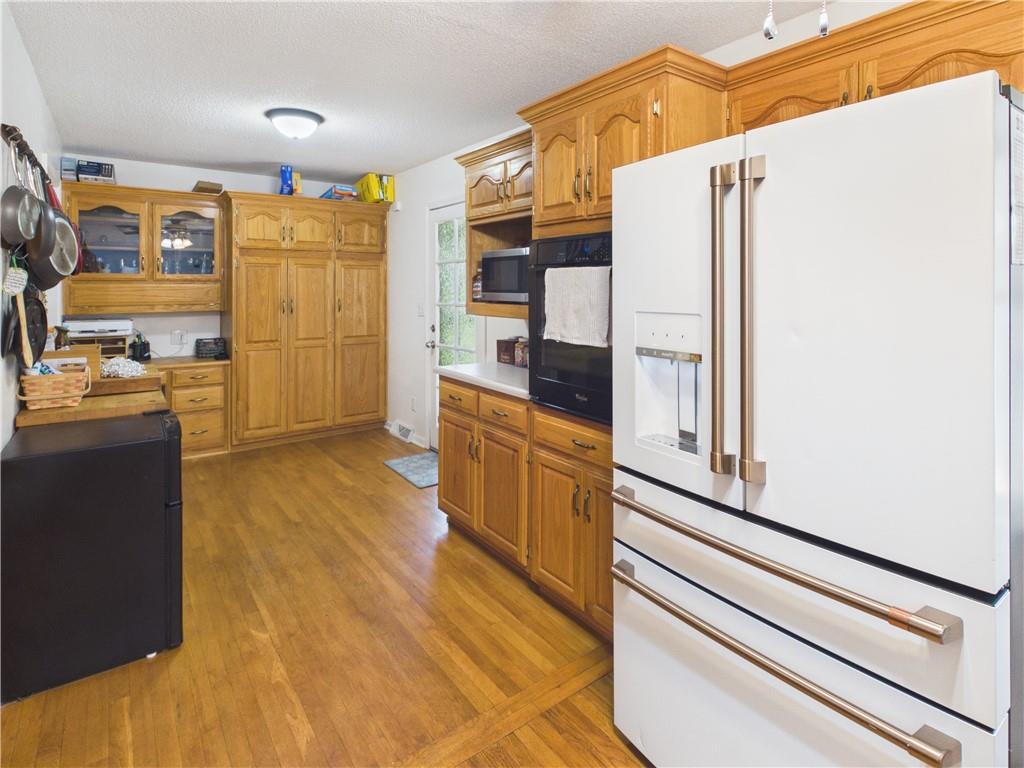 922 Ridge Drive Warrensburg, MO 64093 - Photo 13 of 46