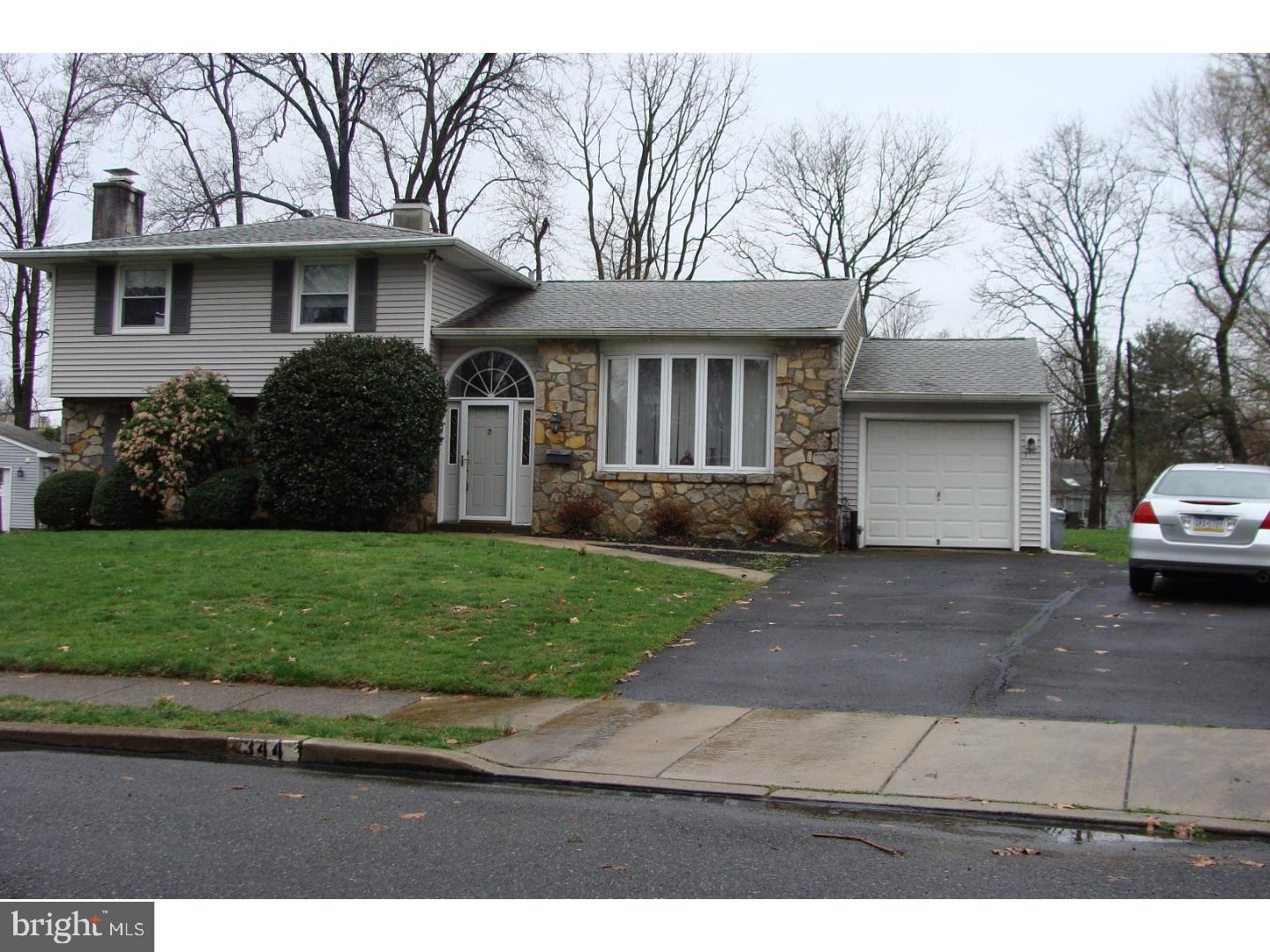 344 Hancock Road Warminster, PA 18974 - Photo 2 of 22 Gallery Image 2