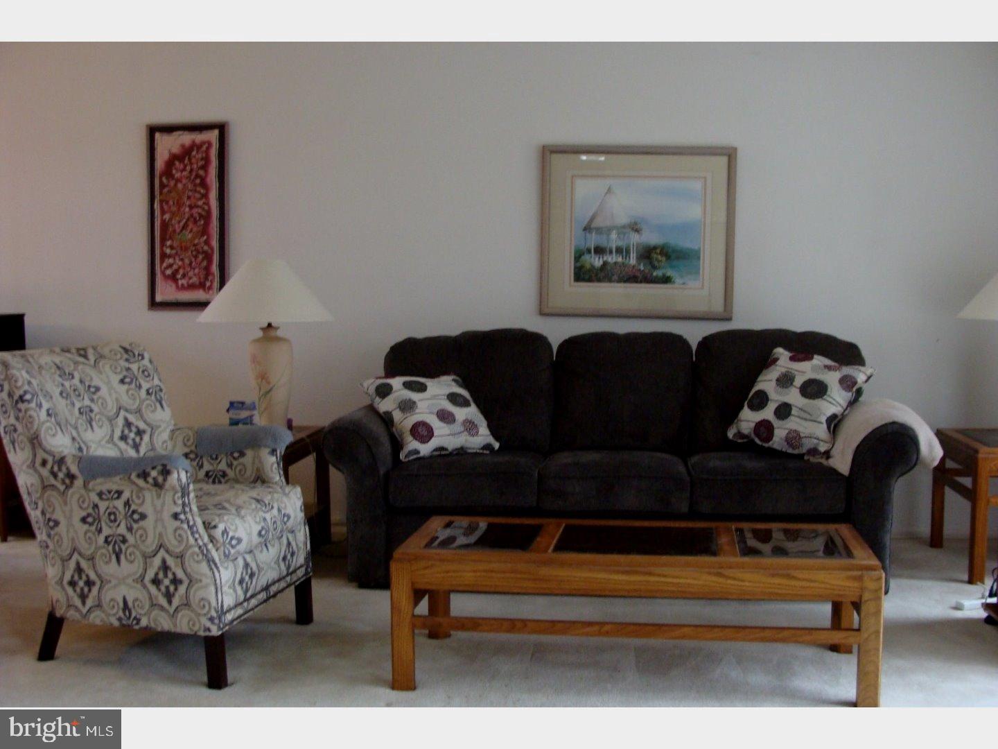 344 Hancock Road Warminster, PA 18974 - Photo 10 of 22 Living Room