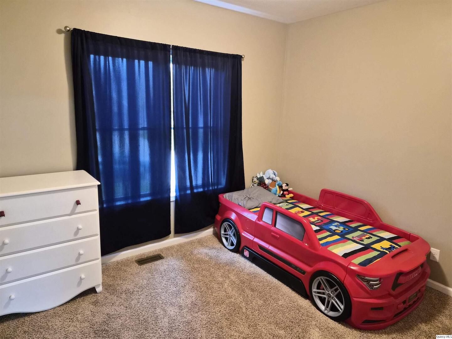 720 Brookfield Road Quincy, IL 62305 - Photo 13 of 23