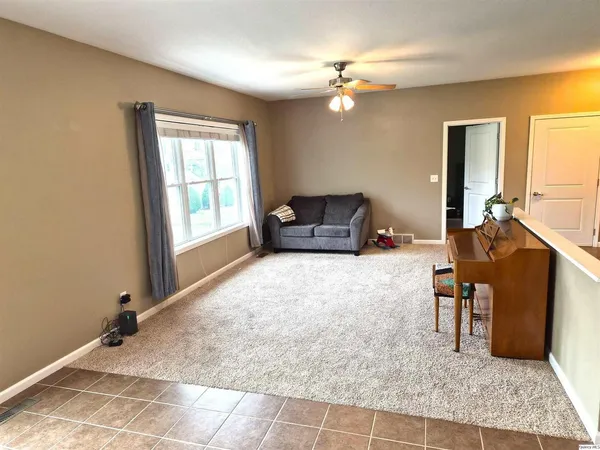 $299,000 | 720 Brookfield Road, Quincy, IL 62305