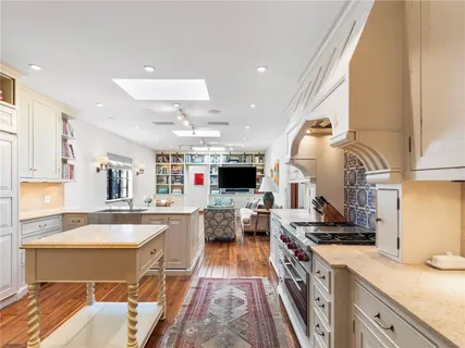 $2,495,000 | 1220 West 64th Street, Kansas City, MO 64113
