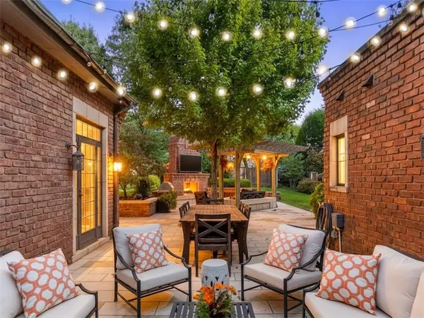 $2,795,000 | 1220 West 64th Street, Kansas City, MO 64113