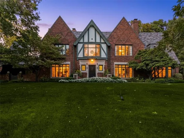 $2,795,000 | 1220 West 64th Street, Kansas City, MO 64113