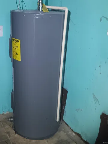 $113,905 | 442 South Troll Street, Sullivan, IN 47882